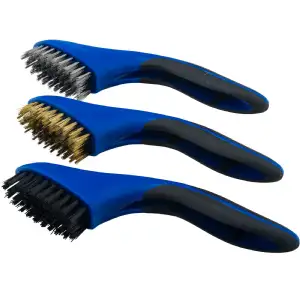 Lot de trois brosses ( nylon, laiton et acier ) 