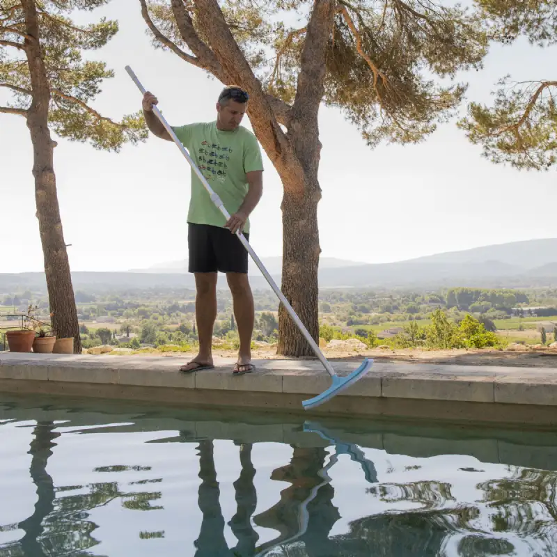 Manche aluminium pour entretien de piscine