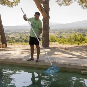 Manche aluminium pour entretien de piscine