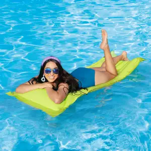 Matelas Eezy Breezy Funsicle pour piscine (168x61x23cm)