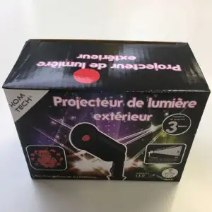 Projecteur façade Père Noël rouge